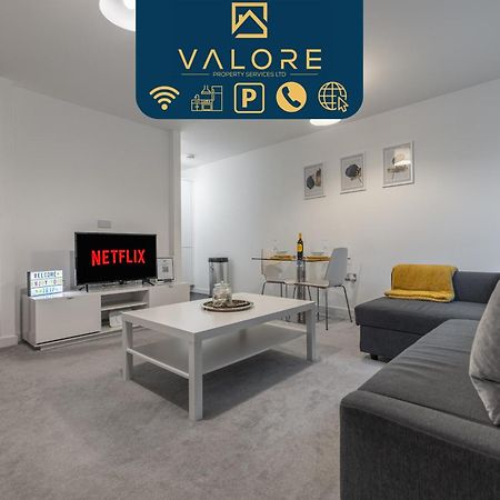 Modern 1 Bed In Central Mk, Free Parking, Smart Tv, Manhattan House By Valore Property Services Milton Keynes Ngoại thất bức ảnh