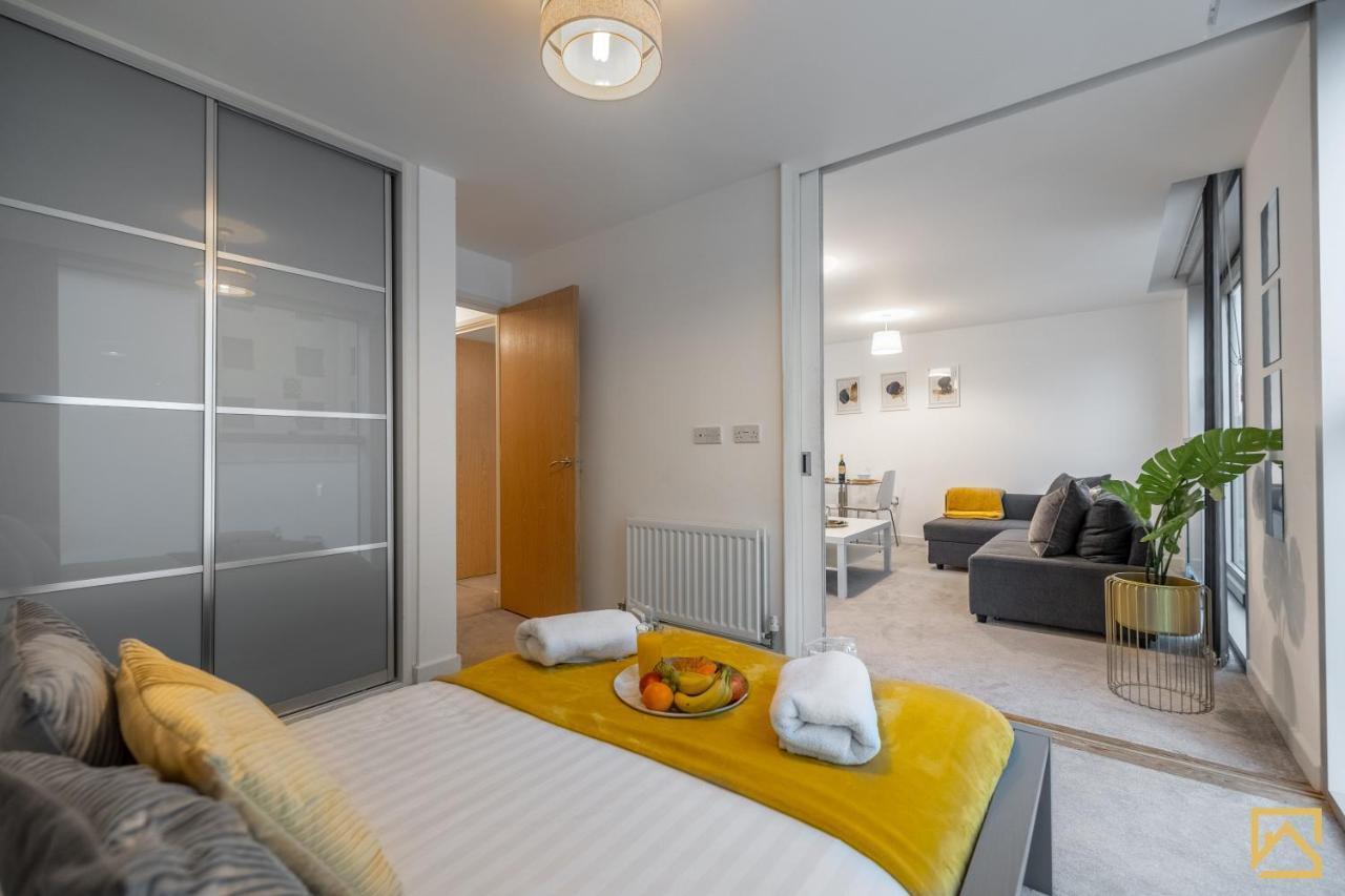 Modern 1 Bed In Central Mk, Free Parking, Smart Tv, Manhattan House By Valore Property Services Milton Keynes Ngoại thất bức ảnh